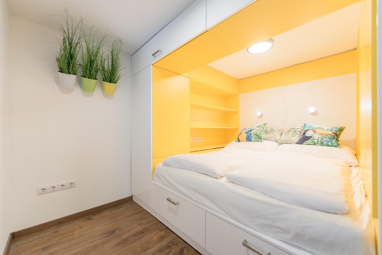 Apartment In Andrassy Avenue Budapest Exteriör bild
